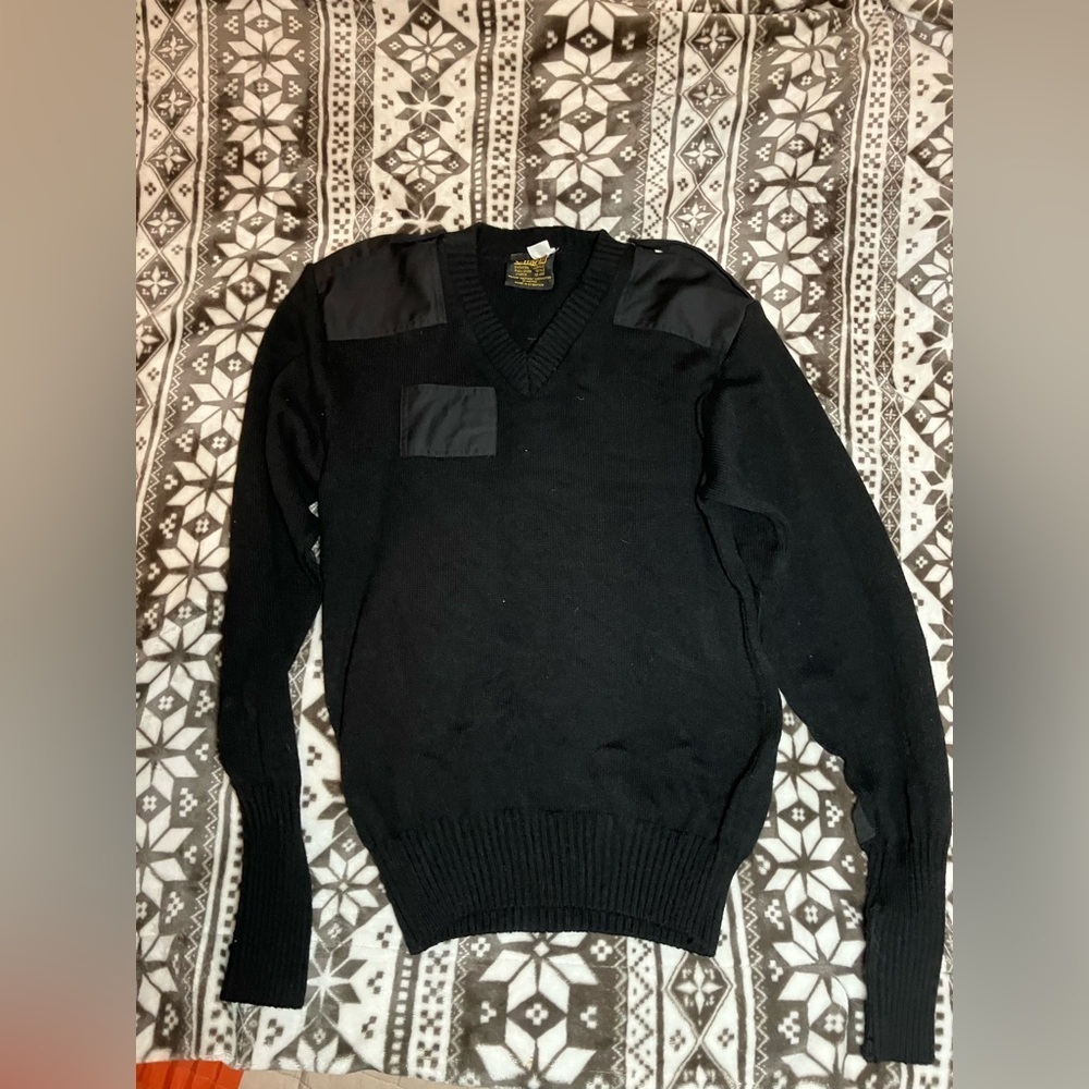 Vintage Citadel v neck pullover